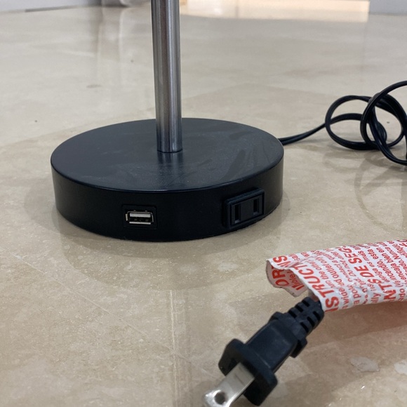 USB Desk Lamp - Picture 3 of 3